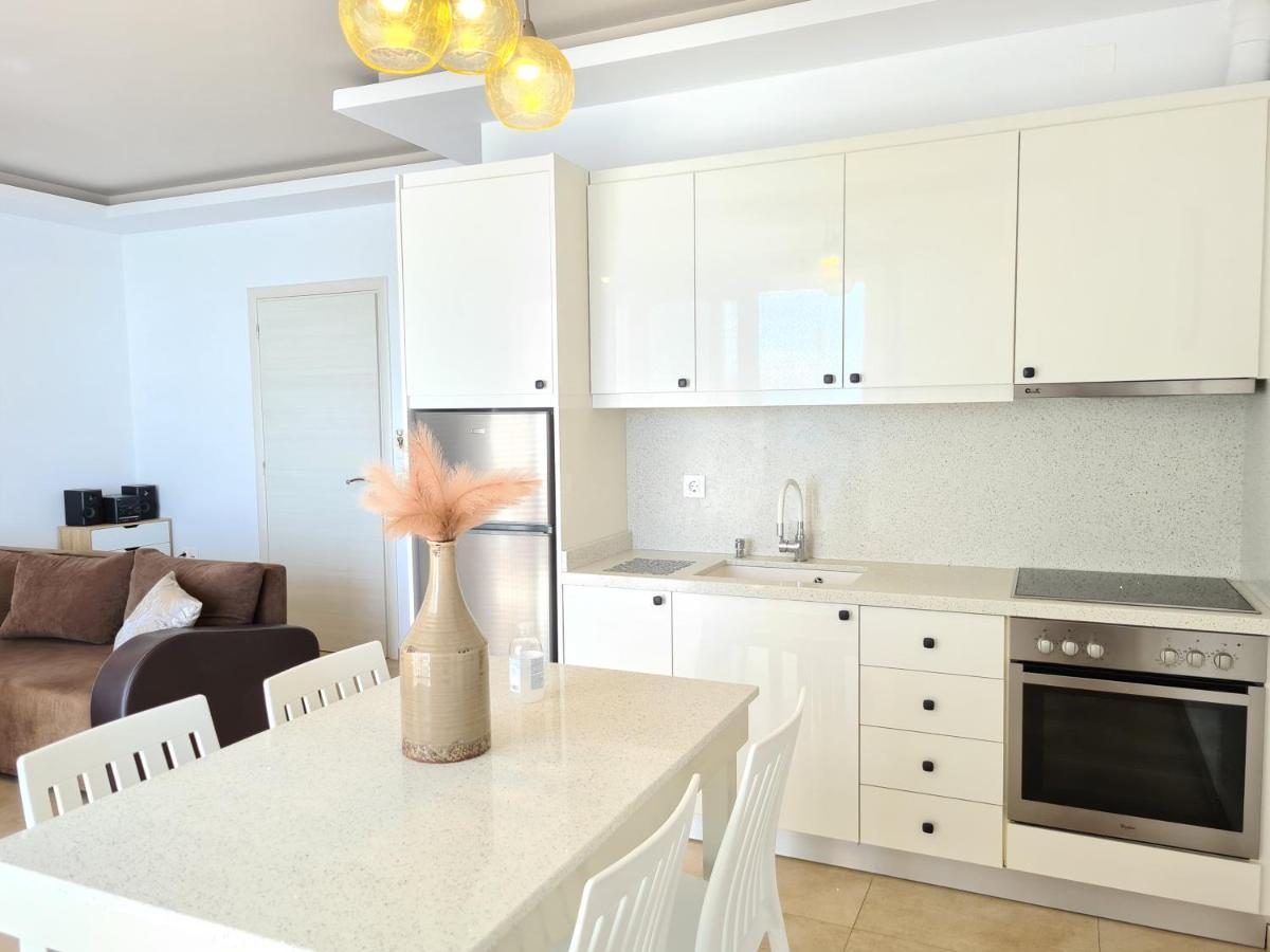 Bella Mare Luxury Apartments Kalamaki  Ngoại thất bức ảnh