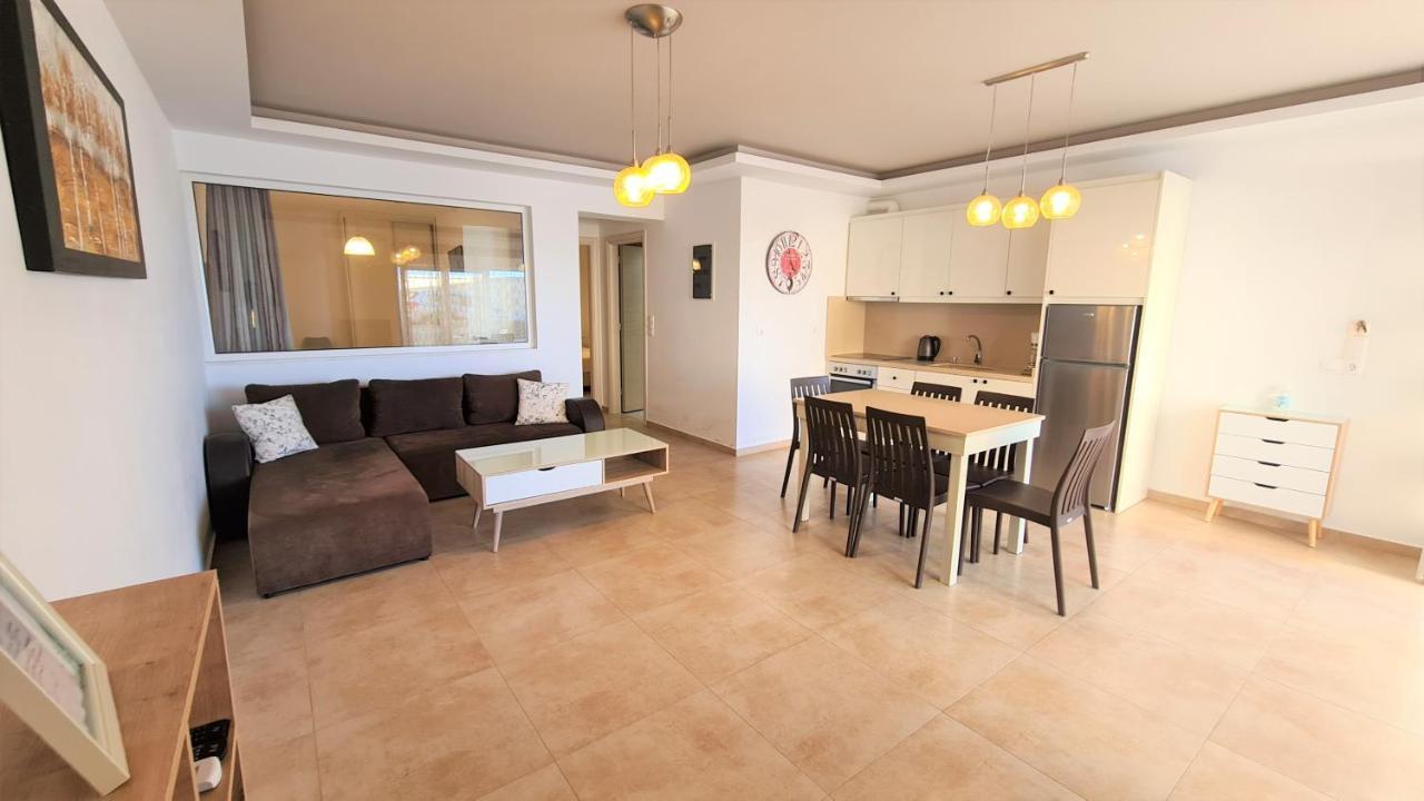 Bella Mare Luxury Apartments Kalamaki  Ngoại thất bức ảnh