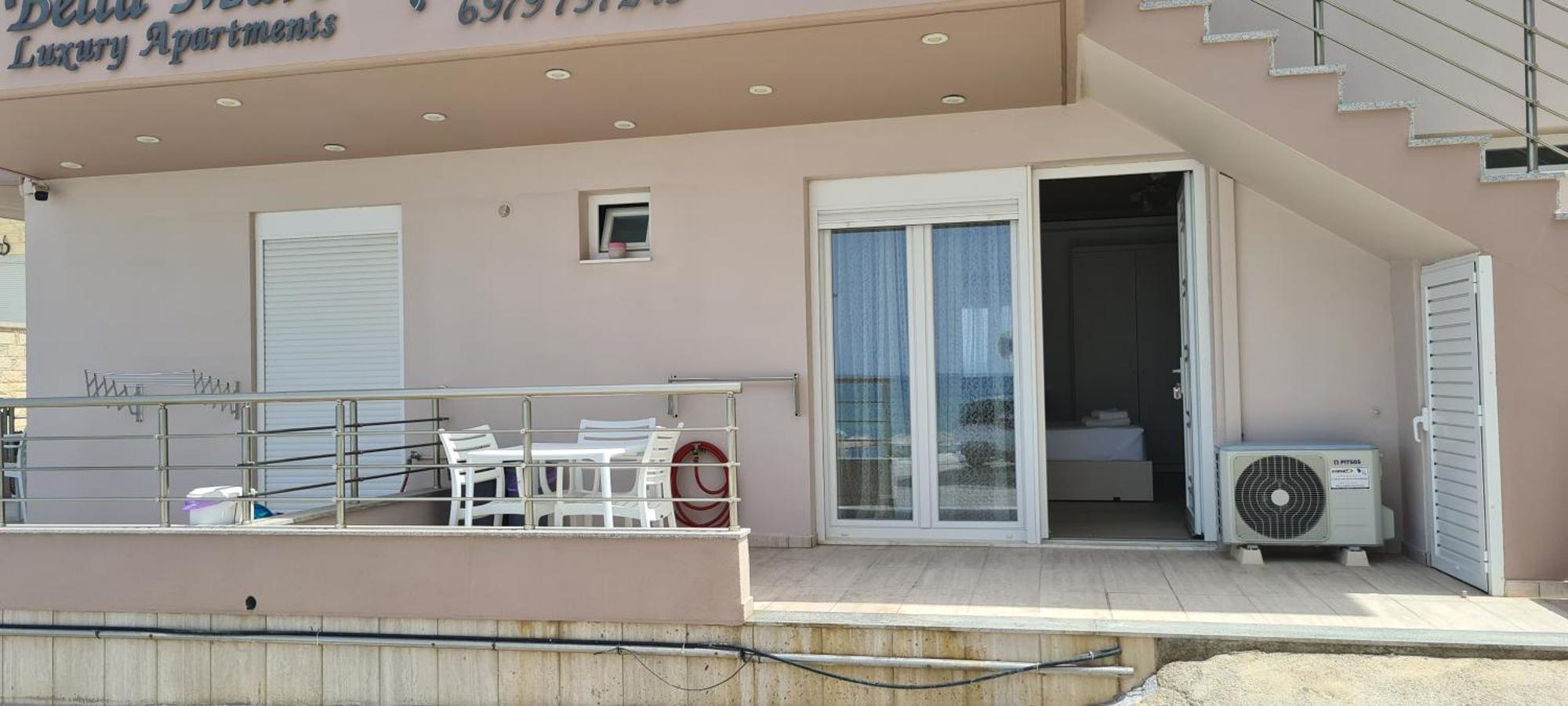 Bella Mare Luxury Apartments Kalamaki  Ngoại thất bức ảnh