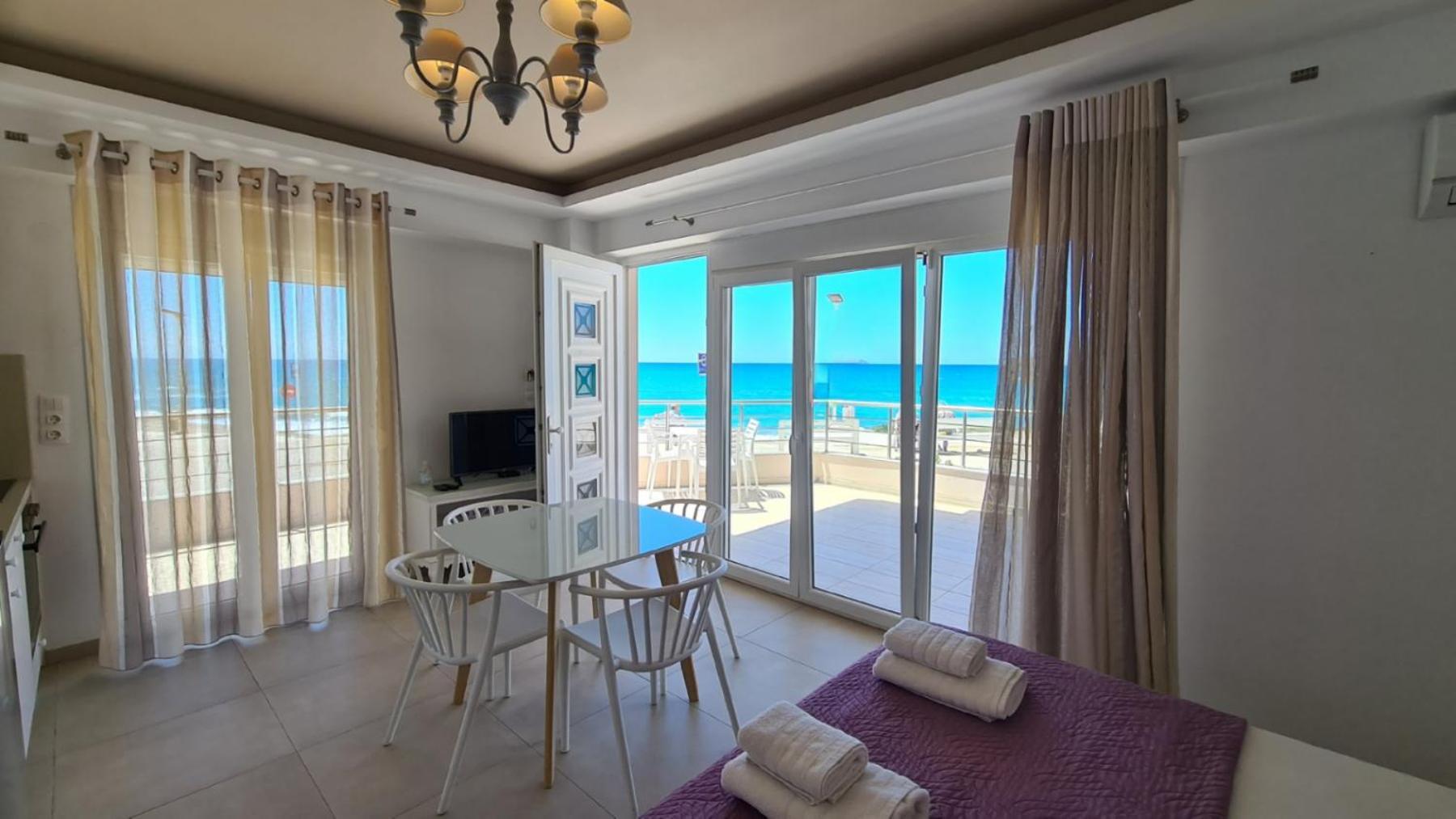 Bella Mare Luxury Apartments Kalamaki  Ngoại thất bức ảnh