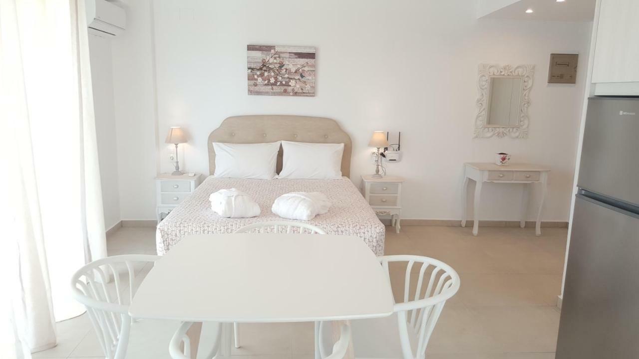 Bella Mare Luxury Apartments Kalamaki  Ngoại thất bức ảnh